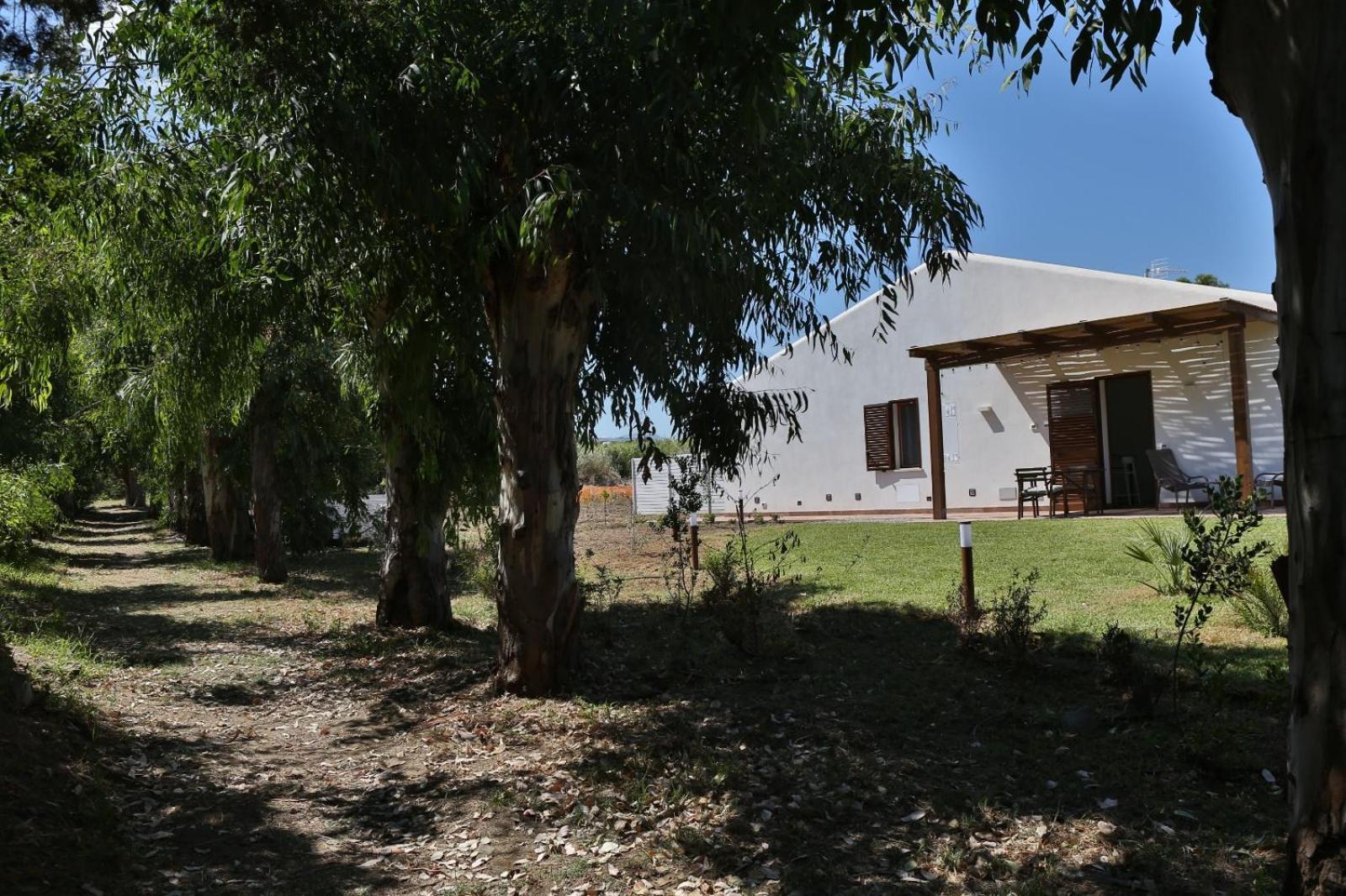 Villa Memi Чефалу Екстериор снимка